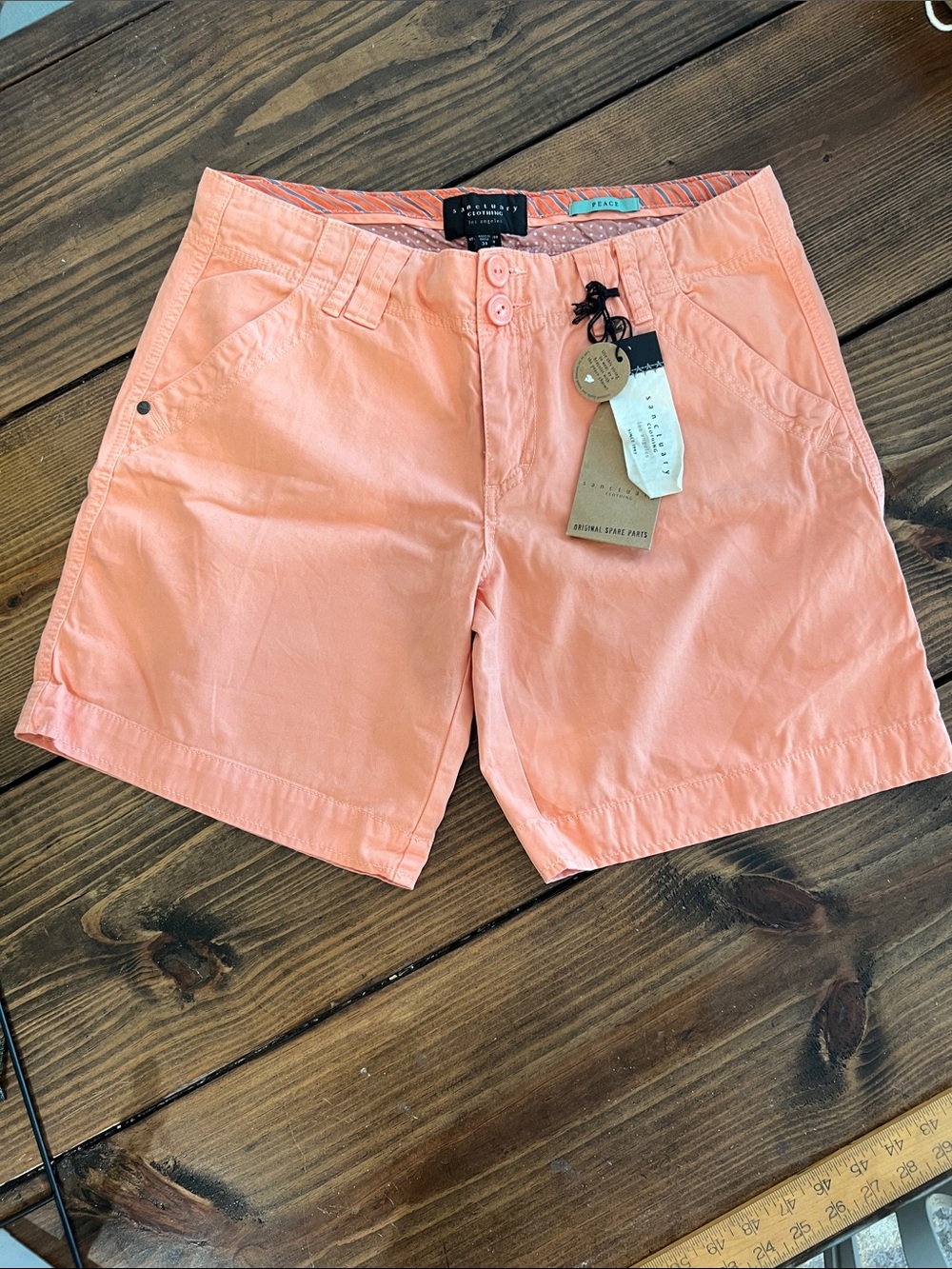 NWT- Sanctuary Coral Peach Bermuda Shorts- Size 31
